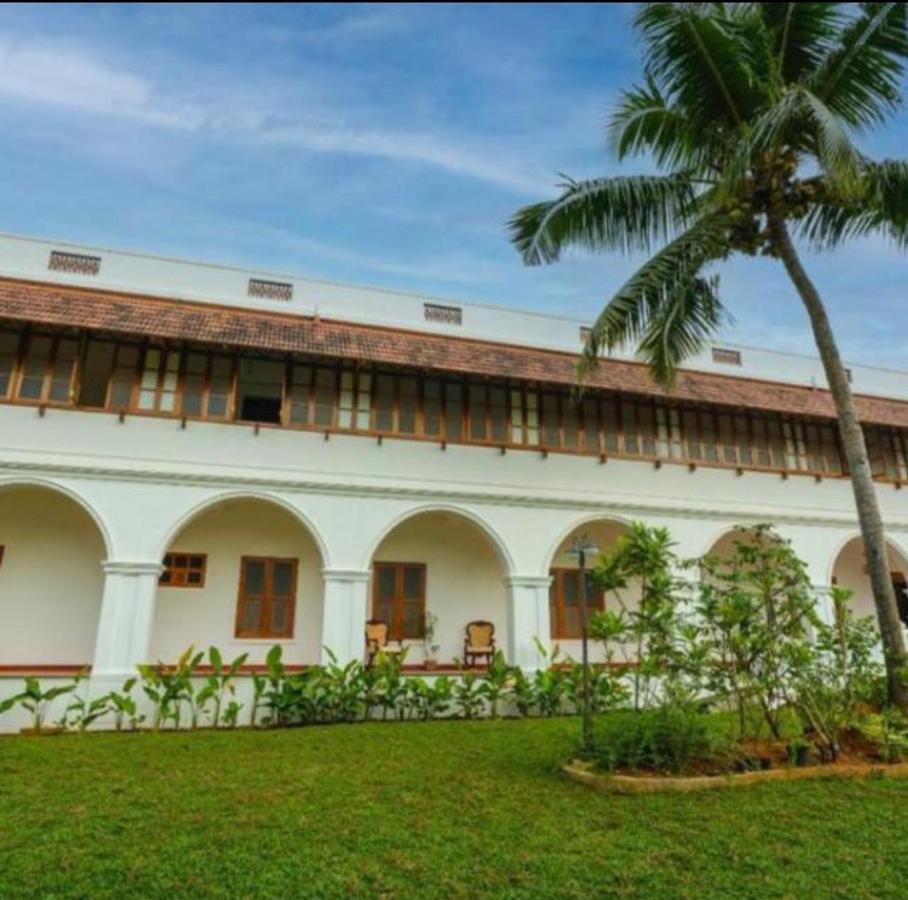 Marari Beach Bungalow Resort Alleppey 마라리쿨람 외부 사진